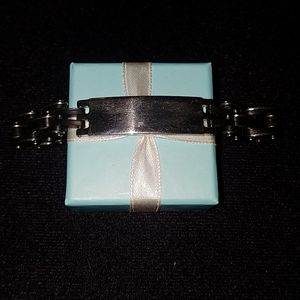 NWOT Mens engravable bracelet